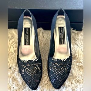 Stuart Weitzman black lace 7 1/2